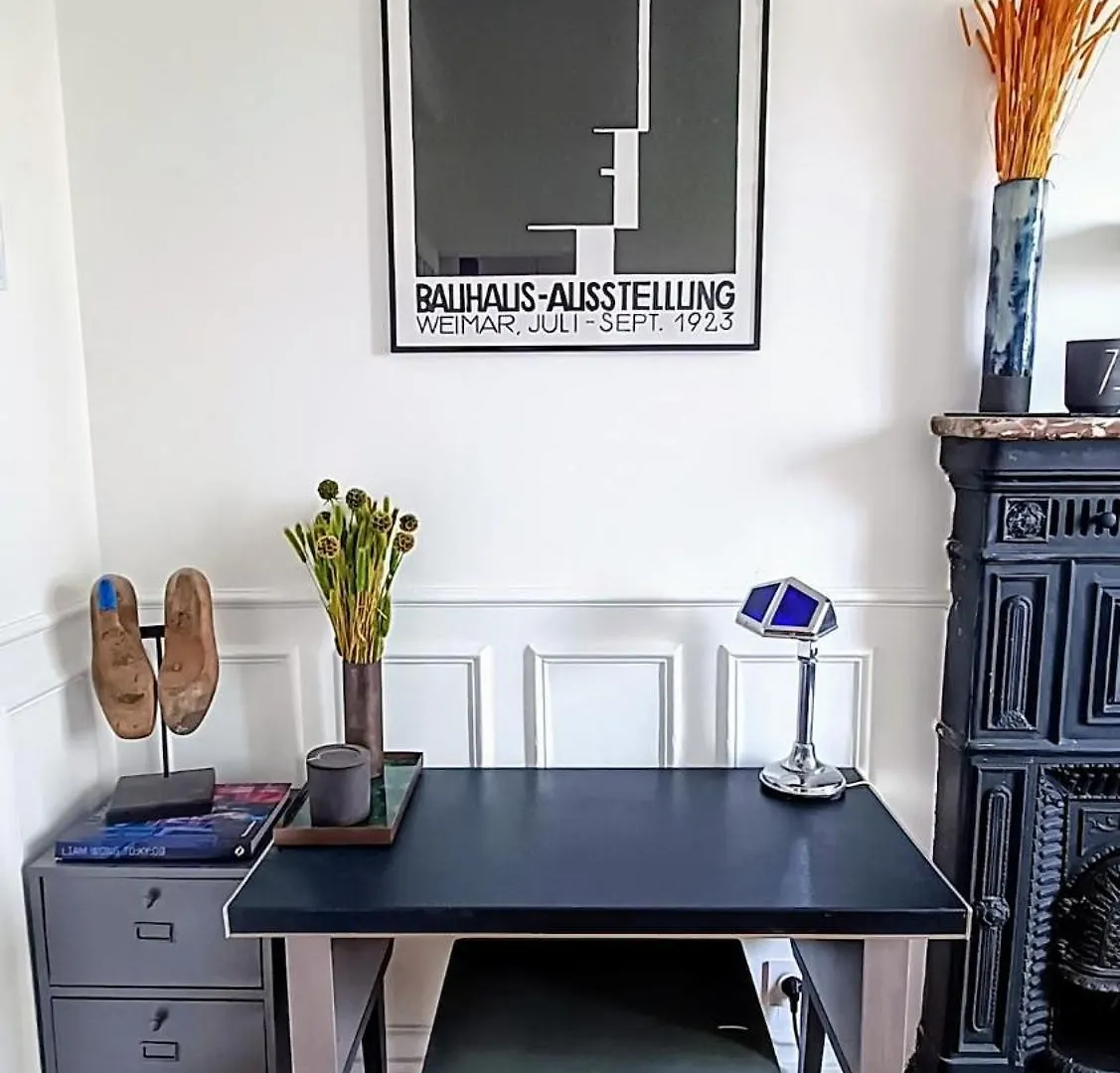 Apartment Sunny & Stylish 2-Bedroom In Viet-Namese District Paris France